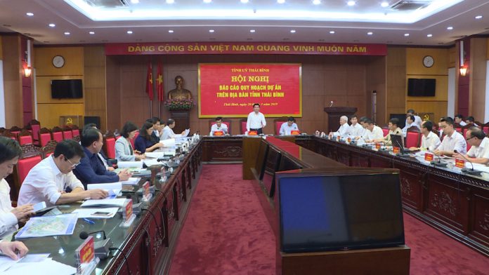Thường trực Tỉnh ủy nghe Tập đoàn Tecco báo cáo quy hoạch Dự án trên địa bàn tỉnh